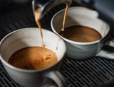 Espresso N°10 od Coffee858 - Mocna i pikantna mieszanka espresso, składająca się z 70% ziaren Arabiki z Brazylii i 30% Robusty (1000g)
