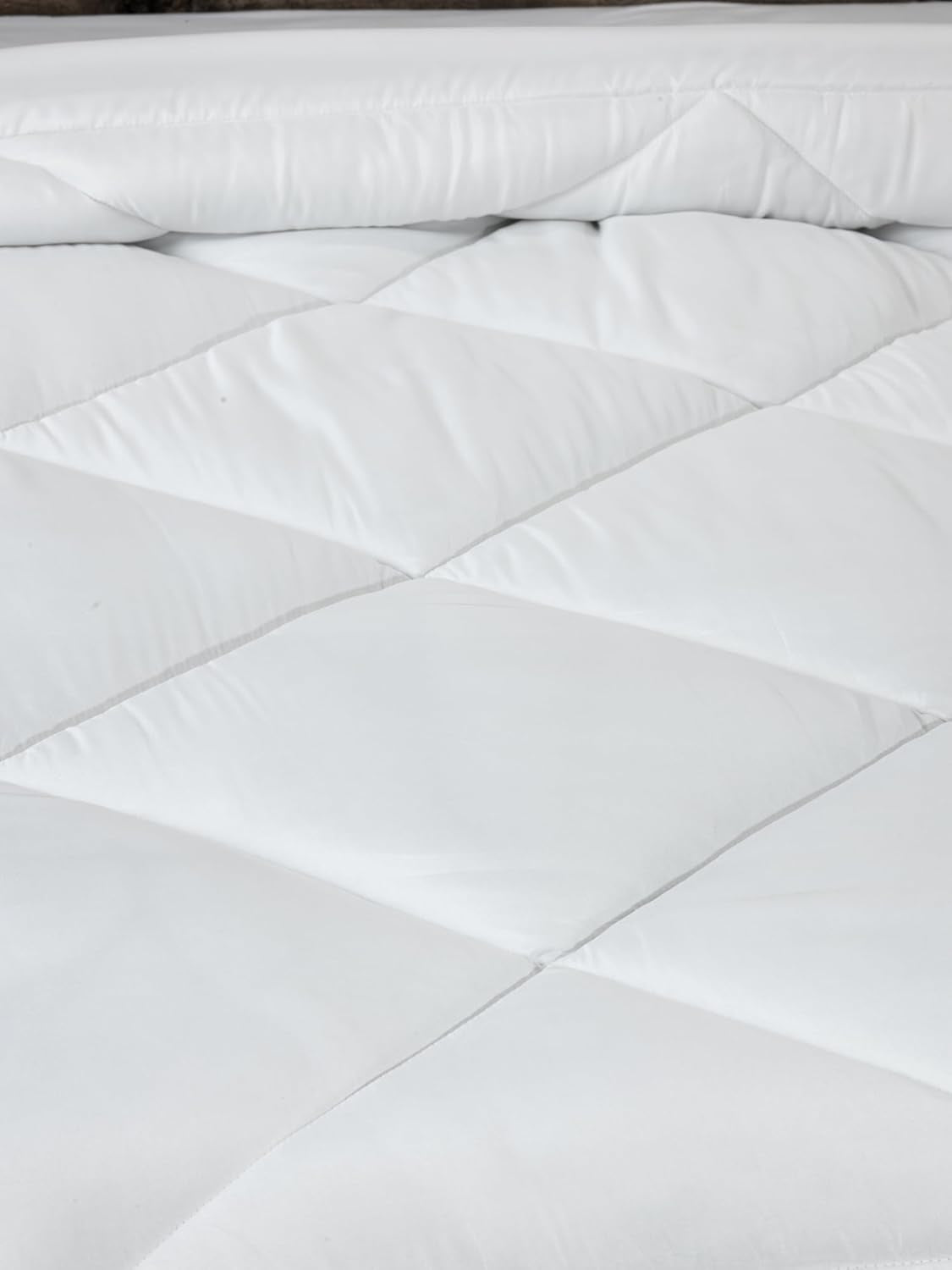 Home Linge Passion COUETTE Blanche Home Passion kołdra, mikrofibra, biała, 240 x 260 cm Kołdry i kołdry Naty Shop