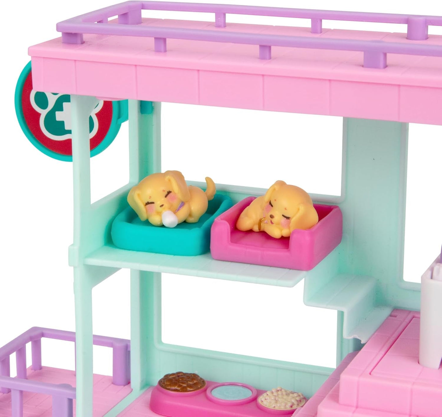 Zestaw Little Live Pets Mama Surprise Families Baby Clinic, w zestawie 3 szczenięta retrieverów, Magic, dwustronny zestaw (27,8 cm szer., 23,8 cm wys.). Karmienie, kąpiel i zabawa, prezent dla dzieci Figurki Naty Shop