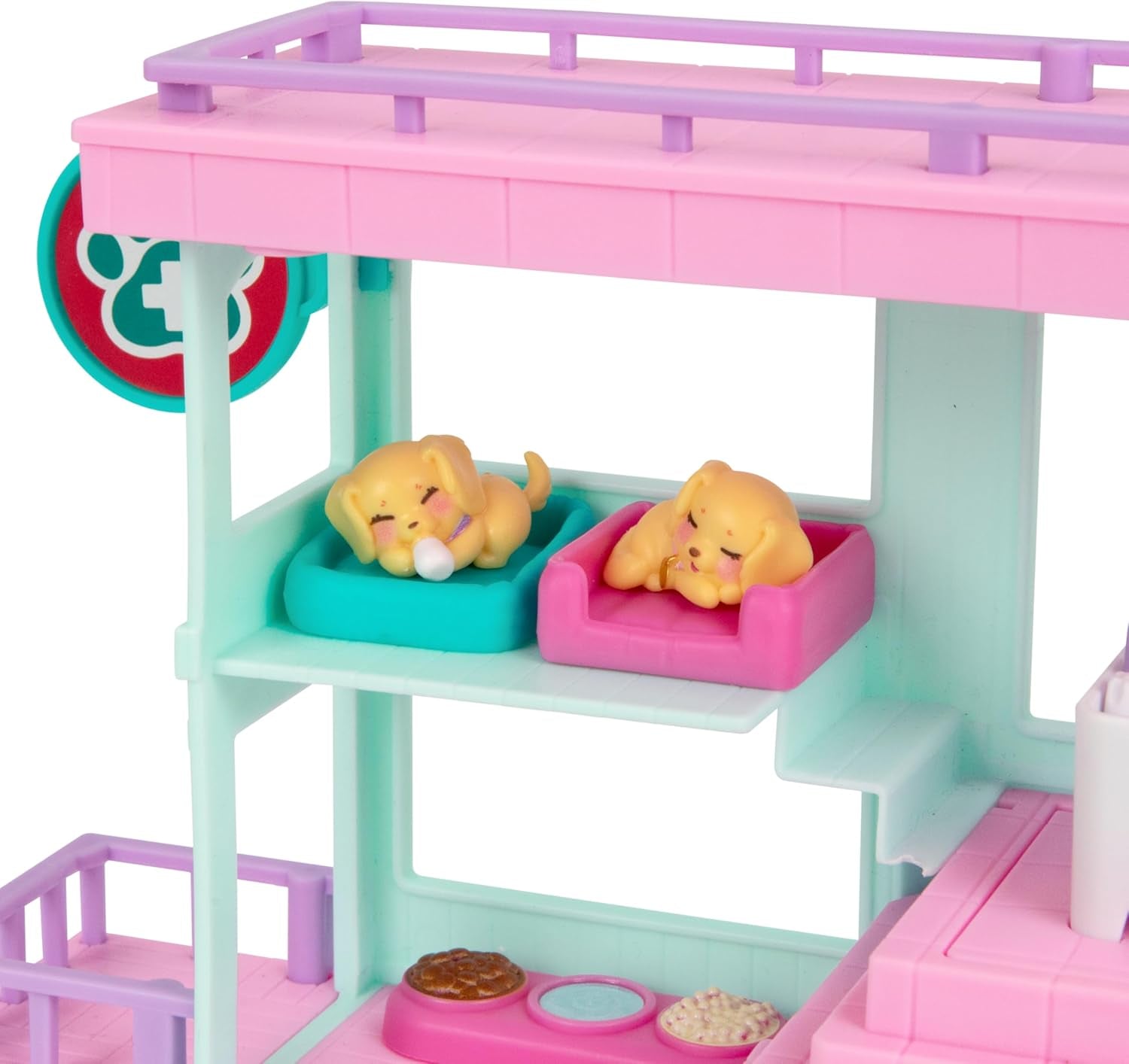 Zestaw Little Live Pets Mama Surprise Families Baby Clinic, w zestawie 3 szczenięta retrieverów, Magic, dwustronny zestaw (27,8 cm szer., 23,8 cm wys.). Karmienie, kąpiel i zabawa, prezent dla dzieci Figurki Naty Shop