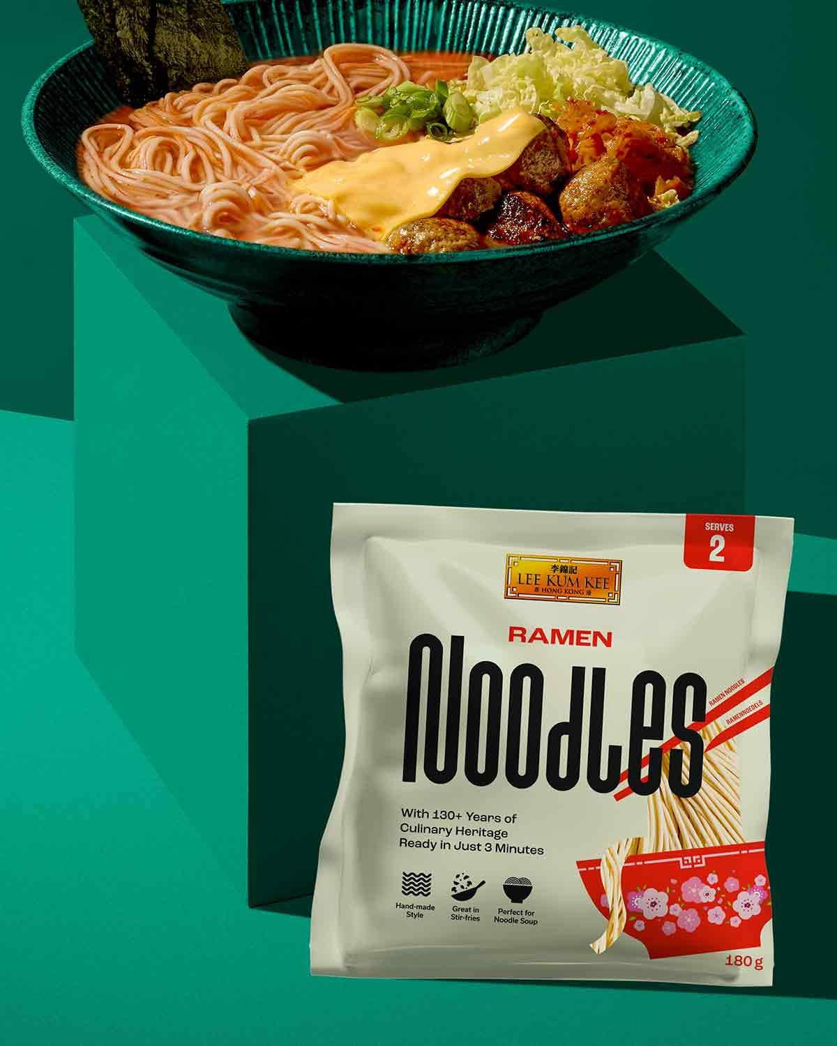 LEE KUM KEE Ramen Noodles - azjatycki ramen o delikatnej i delikatnej konsystencji, klasyk do zup ramen i dań z woka, makaron półwytrawny, opakowanie po dwie porcje, opakowanie zbiorcze 6 x 180g