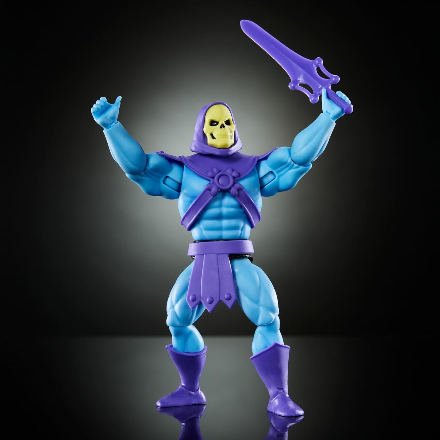 Zabawka Masters of the Universe Origins, figurka Skeletora z kolekcji kreskówek, złoczyńca stojący ok. 14 cm ze zbroją, laską, mieczem i 2 maskami, figurki HYD24 Naty Shop