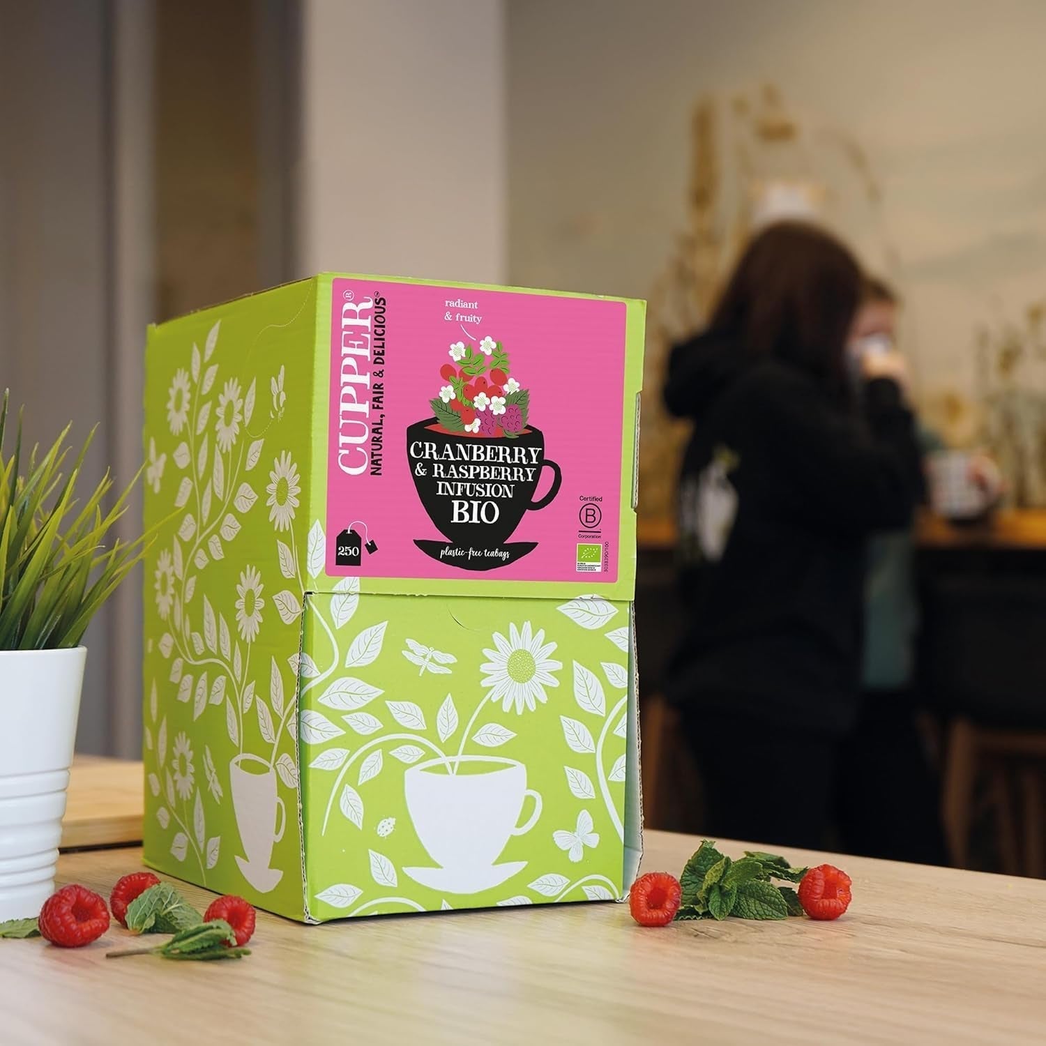 Cupper Organiczna herbata owocowa Żurawina Malina | Herbata malinowa | 250 niebielonych torebek herbaty | Duża paczka | Idealny do biura | Ekologiczne | Sprawiedliwy handel