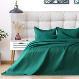 Narzuta Ameliahome 200X220 cm ciemnozielona narzuta z dwoma wytłoczonymi bokami Matt Satin Carmen Łóżka i koce Besuche den AmeliaHome-Store
