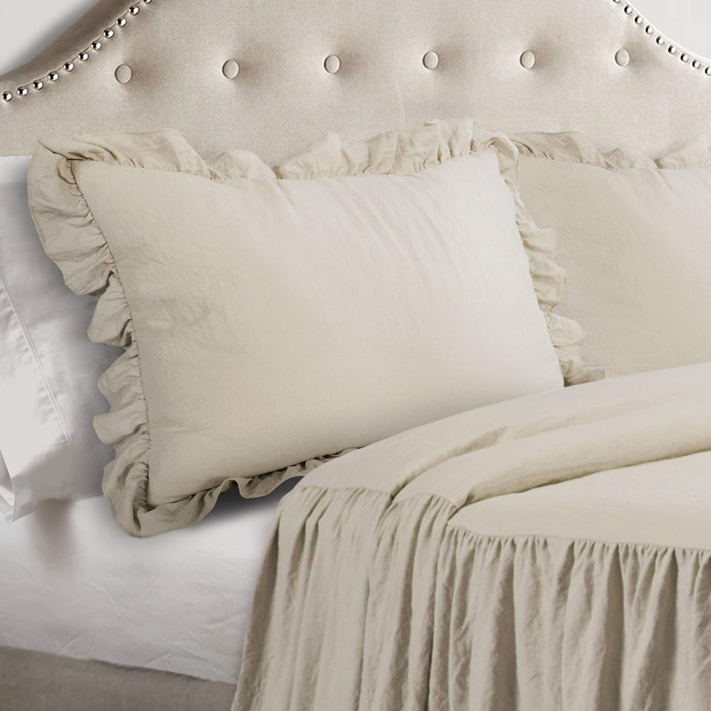 Zestaw pościeli ze spódnicą z falbanami Lush Decor 3-częściowy luksusowy zestaw pościeli do wiejskiego domu Eleganckie, urocze detale z falbanami Ponadczasowy styl i klasyczny design Miękkie i lekkie King Size Lush Decor Łóżka i kołdry