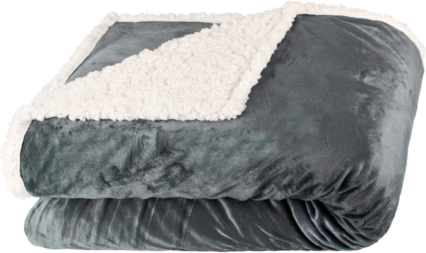 Aqua-Textil Puszysty kocyk przytulaśny 150 X 200 cm Szaro-biały melanż Pluszowy koc telewizyjny Narzuta na łóżko Sherpa Fleece Oeko-Tex Ottawa Łóżka i koce Besuche den aqua-textil-Store Szaro-biały Nicki Wygodny koc 150 X 200 cm