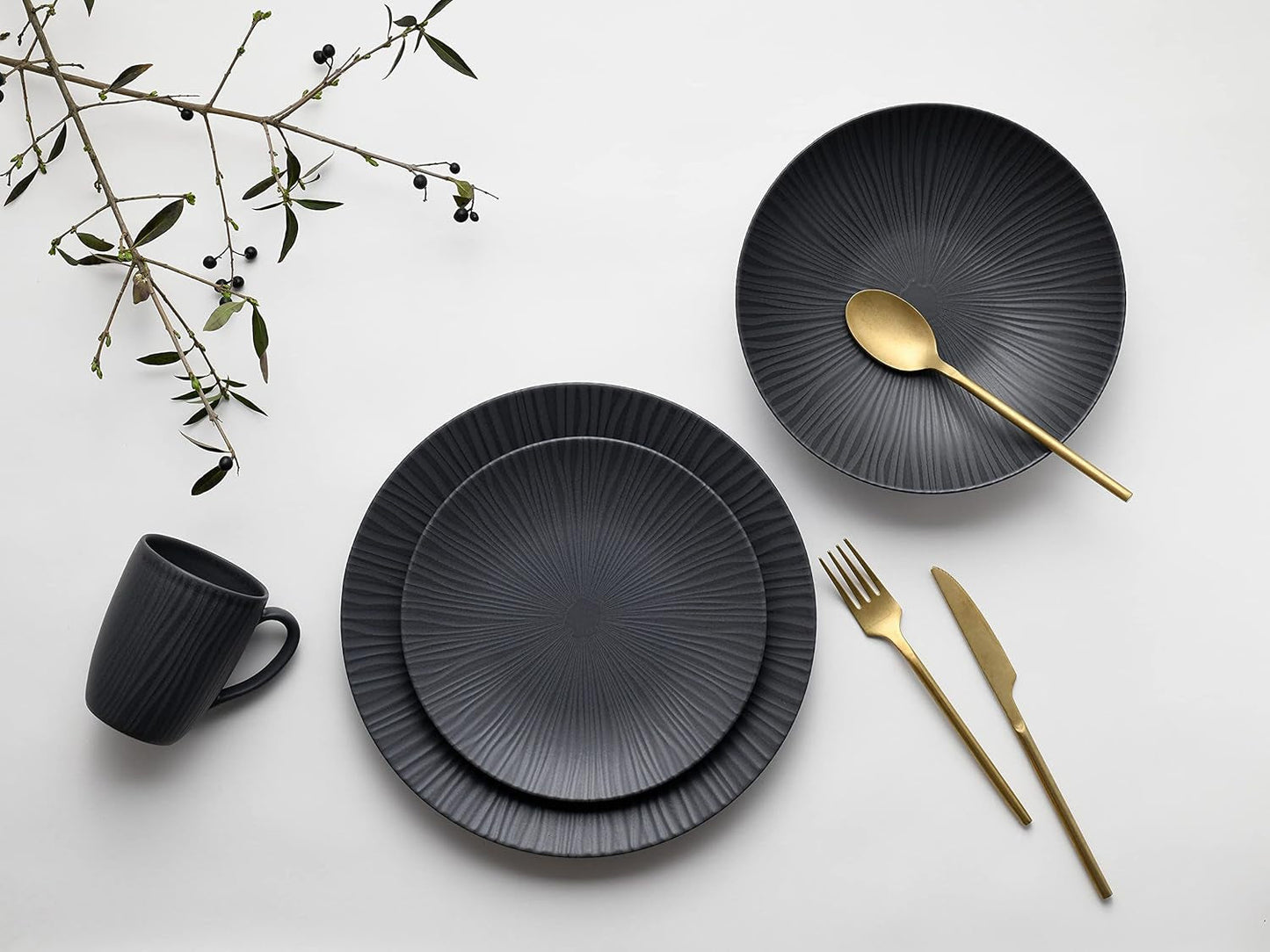 CreaTable, 20537, Vesuvio Black Series, 16-częściowy zestaw naczyń obiadowych, serwis łączenia porcelany, można myć w zmywarce i używać w kuchence mikrofalowej, wyprodukowano w Portugalii