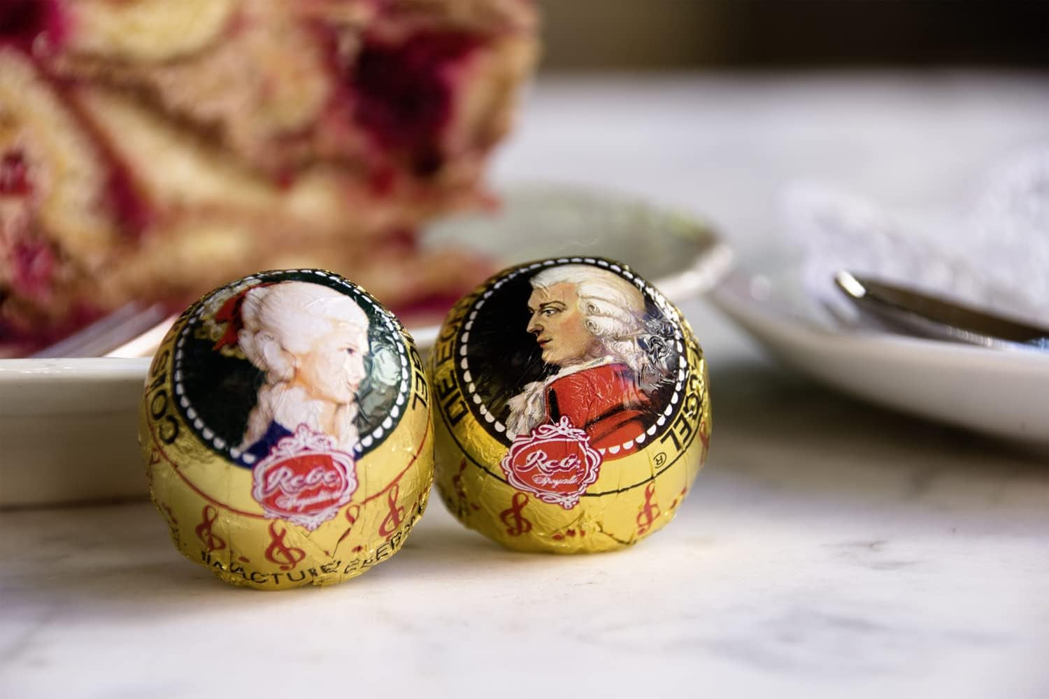 Kulki Reber Mozart - Torba cukiernicza zawierająca 8 sztuk - Oryginalne kulki Reber Mozart Ciemna czekolada, marcepan i nugat - 1 x 160g