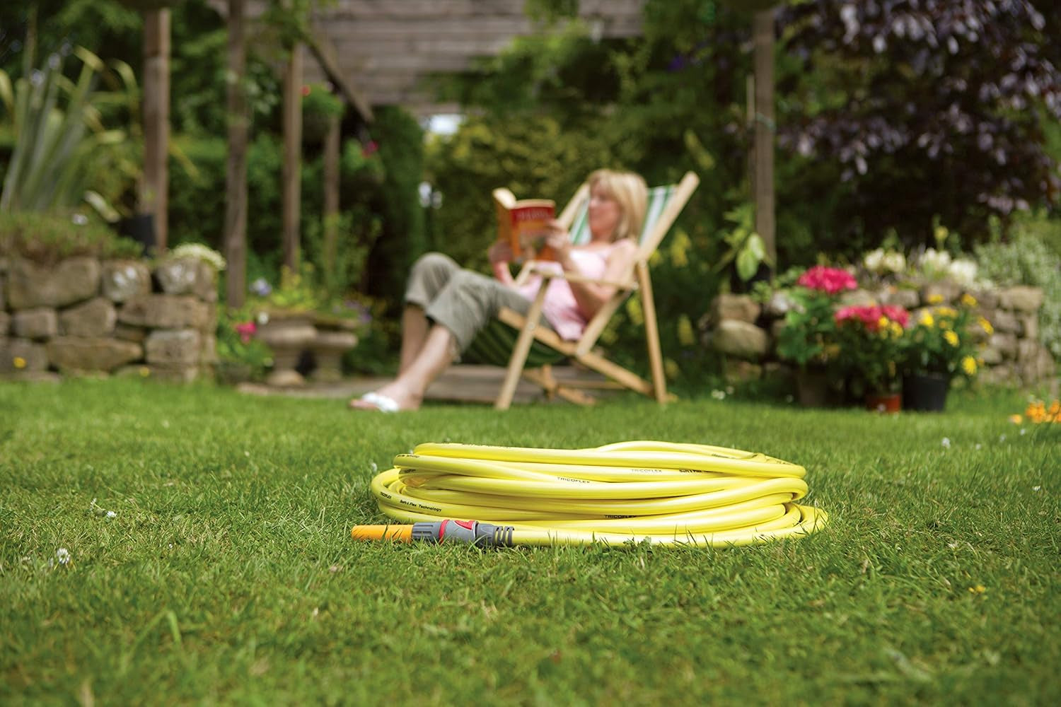 HOZELOCK - Wąż Super Tricoflex Ultimate Ø 12,5 mm (1/2") 30 m: lekki, wytrzymały i stabilny wymiarowo wąż ogrodowy z technologiami „TNT Non Torsion” i „Soft&Flex”, 40% PVC z recyklingu [116774]