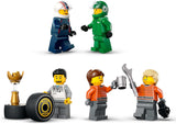 LEGO City Transporter F1 z samochodami wyścigowymi RB20 i AMR24 F1 - Zabawkowy transporter samochodów dla zespołów Formuły 1 Red Bull i Aston Martin - Zawiera. 5 minifigurek — prezent dla chłopców i dziewcząt w wieku od 8 lat 60445 Zestawy konstrukcyjne Besuche den LEGO-Store