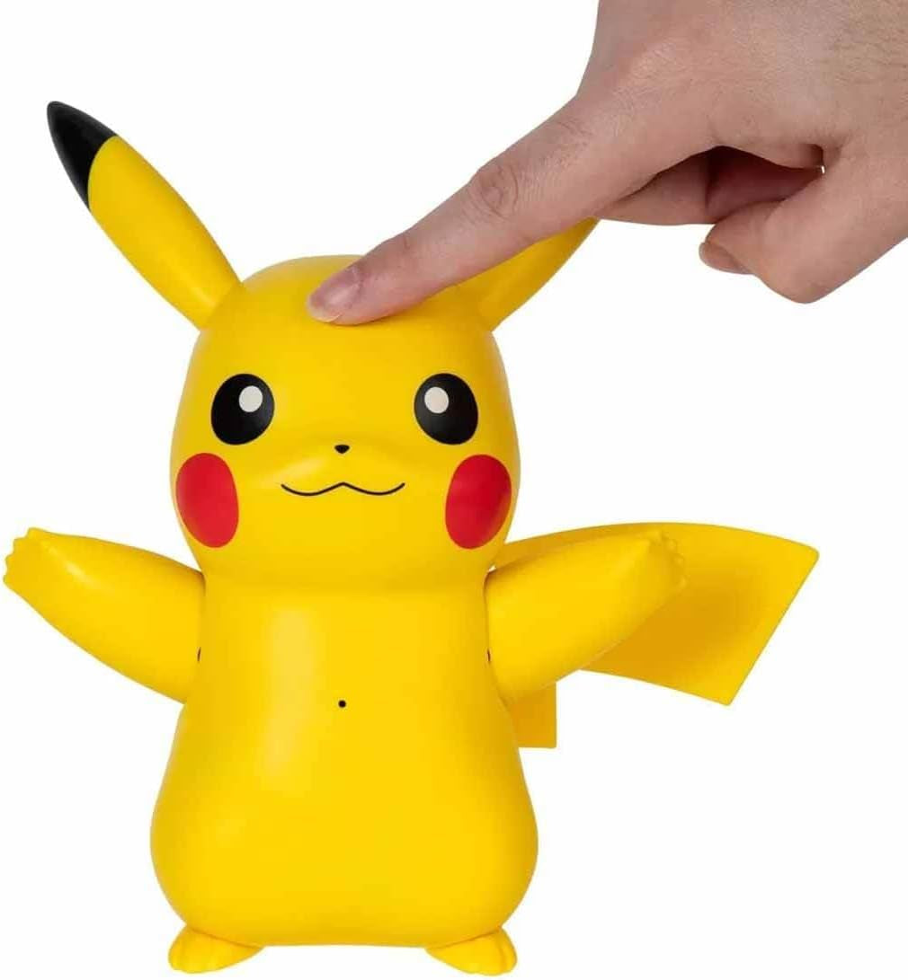 Pokémon PKW3330 - Deluxe My Partner Pikachu, oficjalny Pikachu ze światłem, dźwiękiem i ruchem Figurki Naty Shop