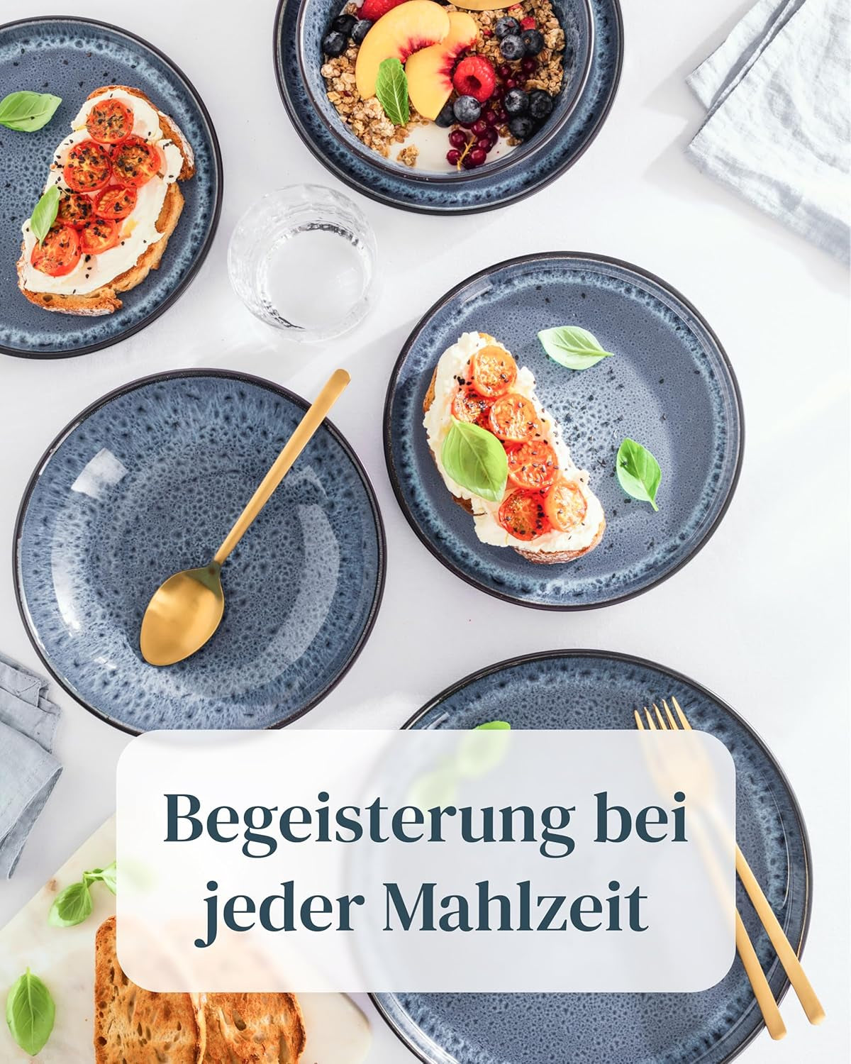 18-częściowy zestaw obiadowy z kamionki ceramicznej dla 6 osób, projekt Ibiza, ZWYCIĘZCA TESTU. Wspaniały śródziemnomorski zestaw zastawy stołowej z kamionki ceramicznej, zawierający miski i talerze. Zestaw zastawy stołowej Pure Living w kolorze dymnego błękitu.