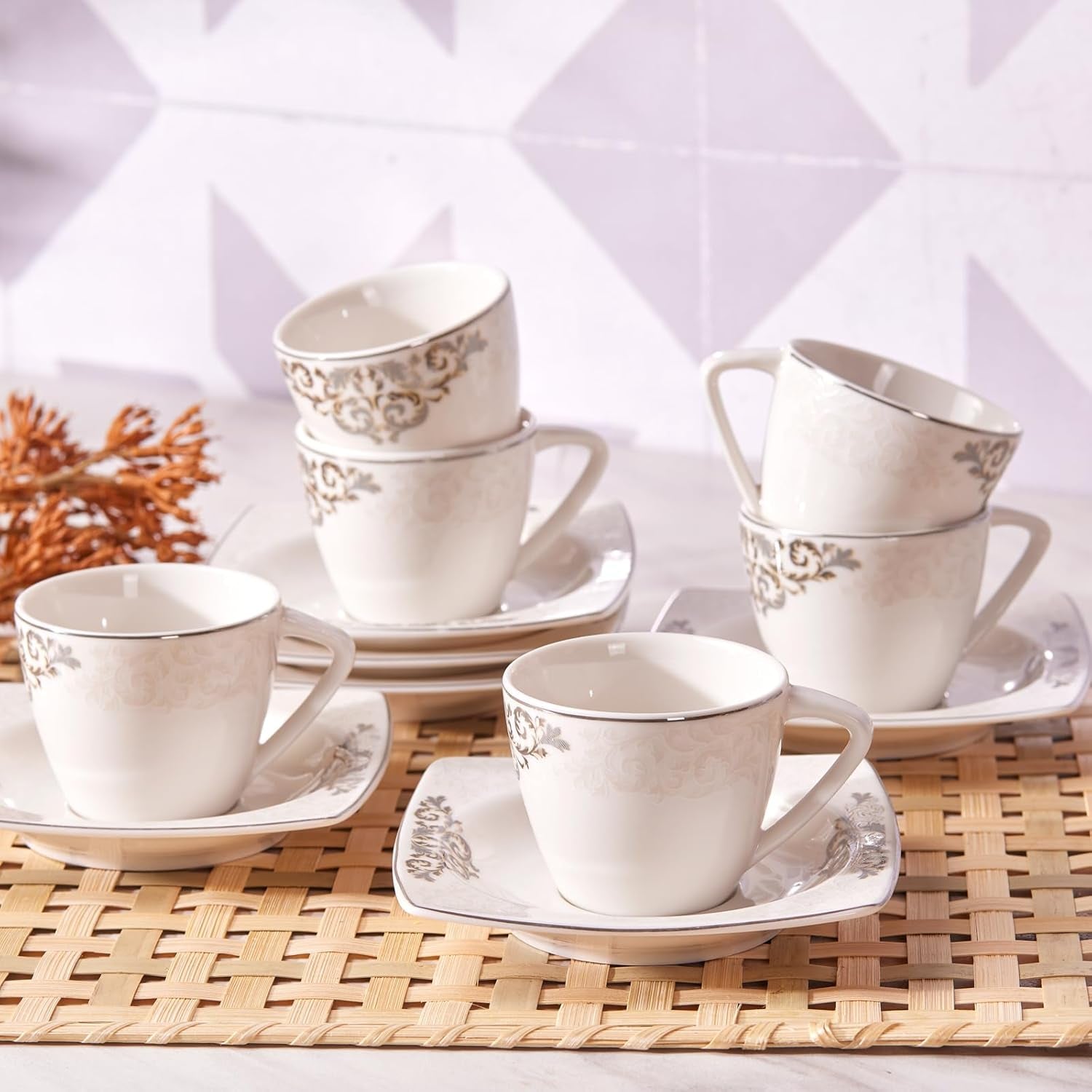 Zestaw porcelanowych filiżanek do espresso KARACA Nazende - 80 ml tureckie filiżanki do kawy ze spodkami, 12-częściowy nowoczesny serwis do kawy z 6 filiżankami do kawy i 6 spodkami, filiżanki do mokki - biały