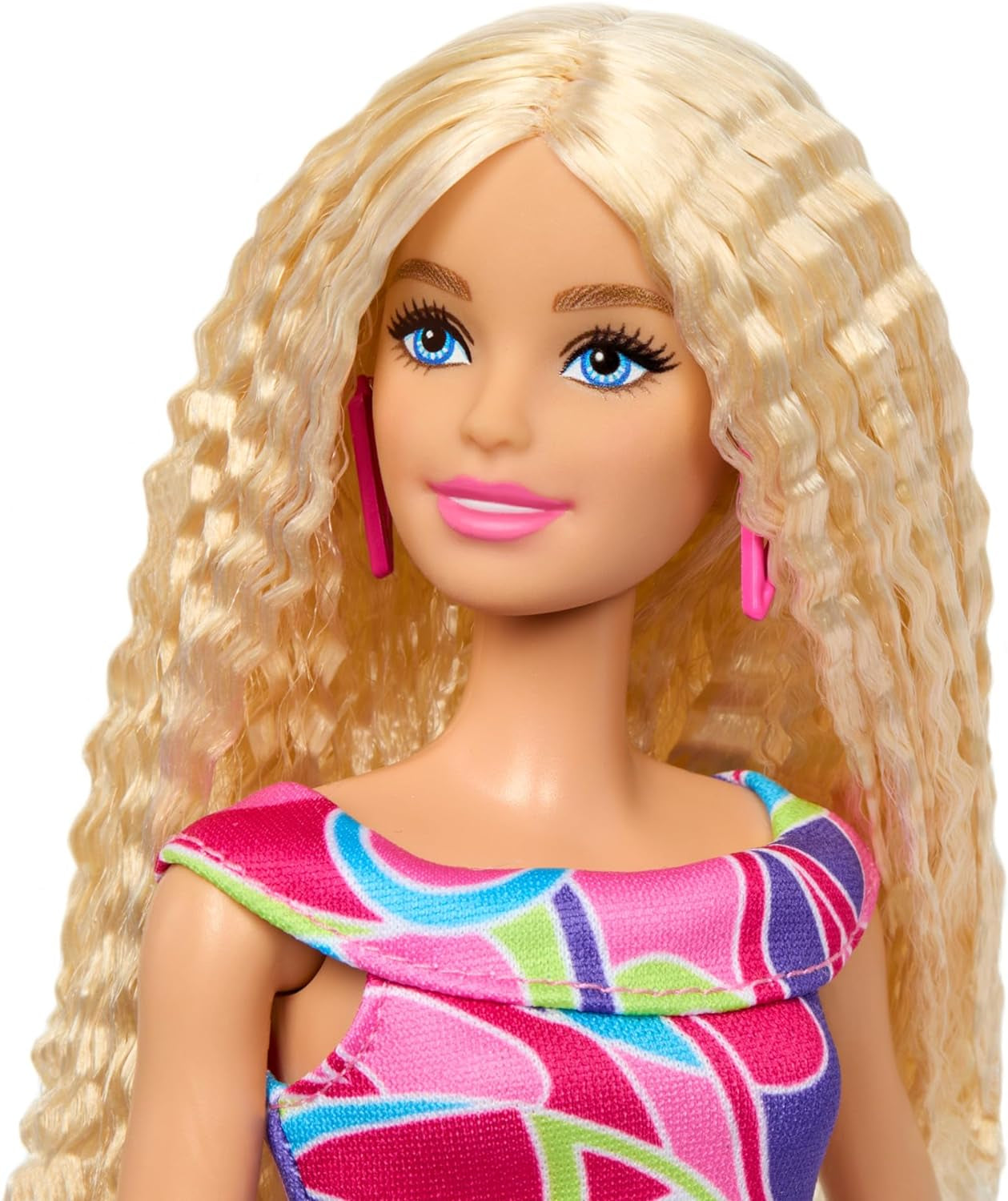 Barbie Fashionistas #223 Lalka z falowanymi blond włosami, sukienką i dodatkami inspirowanymi Totally Hair, kolekcjonerska lalka modowa z okazji 65. rocznicy, HRH20