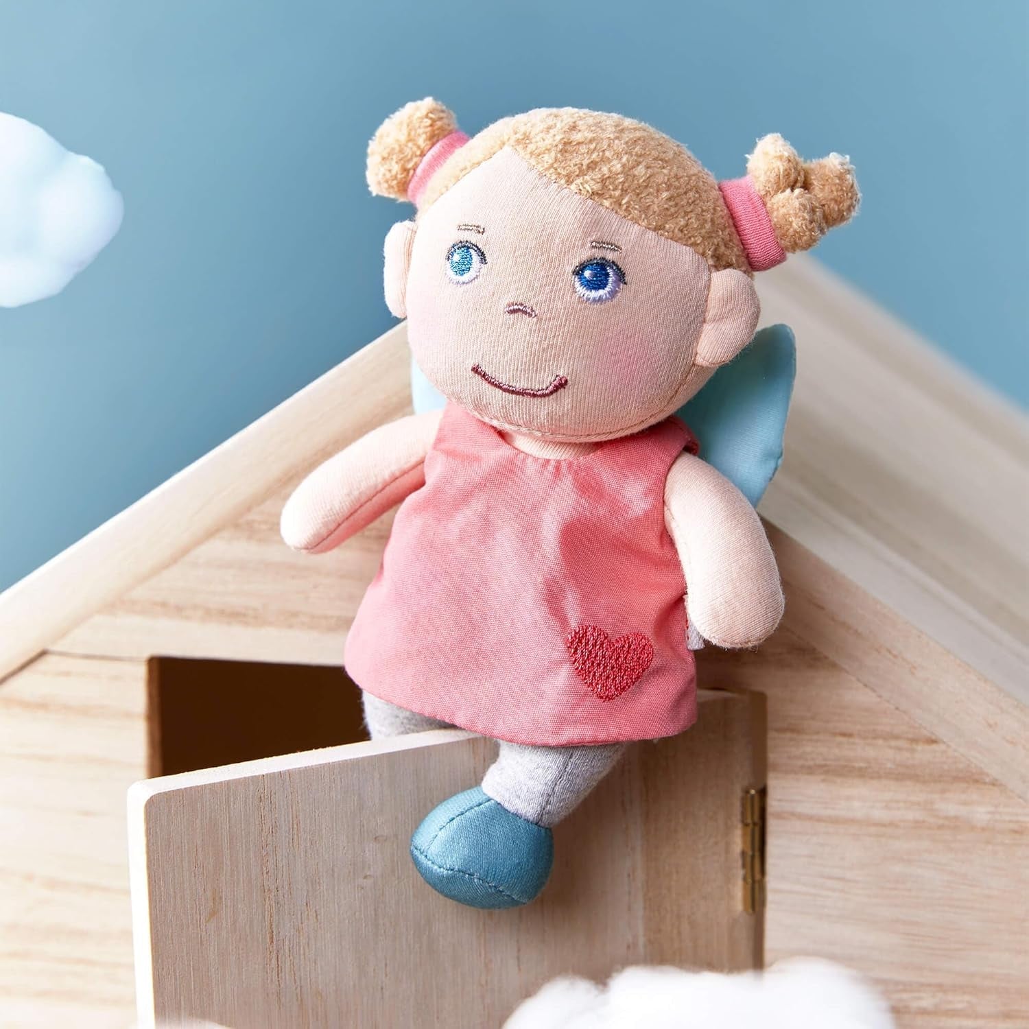 HABA Guardian Angel Lore - Puszysta lalka tekstylna (15 cm), idealny prezent powitalny dla niemowląt i małych dzieci - Można prać w temperaturze 30 °C - 2011870001