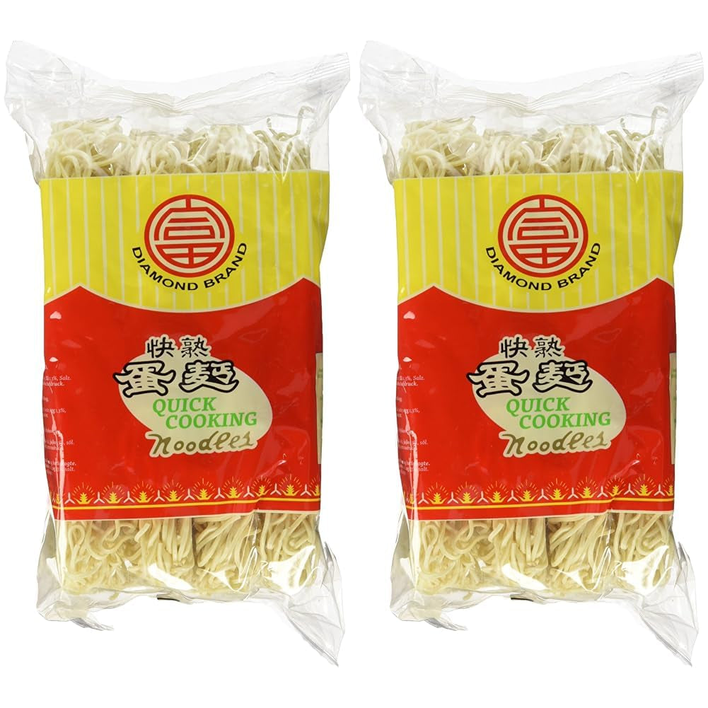 Makaron DIAMOND z jajkiem, makaronem wok z mąki pszennej instant i dodatkami - 1 x 500 g