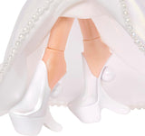 Bratz Holidayz Frosty Nightz - Chloe Doll (edycja kolekcjonerska) z prawdziwymi strojami i akcesoriami