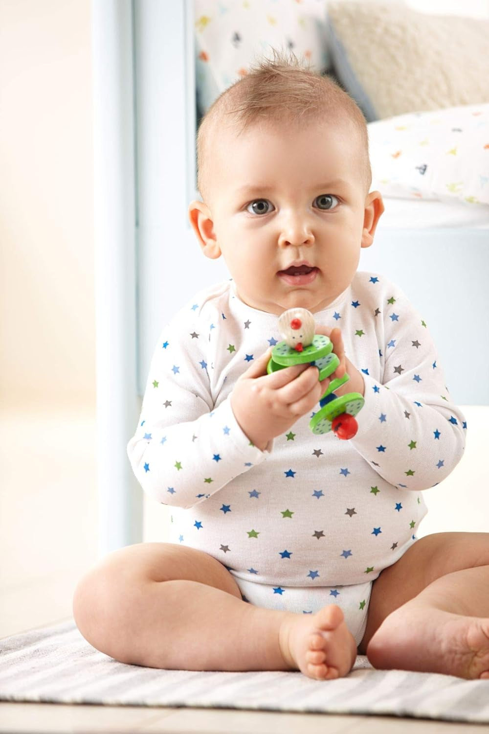 HABA 1068 - Zabawka do chwytania Flapsi, wesoła zabawka dla niemowląt i małych dzieci, wykonana z drewna od 6 miesiąca życia, zabawka poprawiająca zdolności motoryczne z dźwiękiem grzechotki Baby Toys Naty Shop