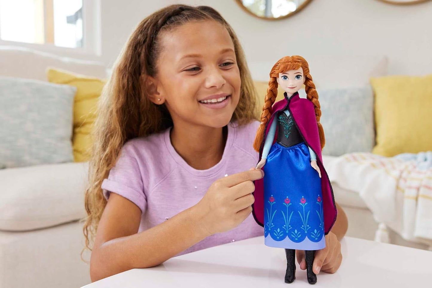 Lalka Mattel Disney Princess Anna, lalka Królowej Lodu, czesane włosy, telefon komórkowy, w kombinezonie podróżnym, odpinana peleryna, prezenty Disneya, zabawka 3-letnia, lalki HLW49 Naty Shop
