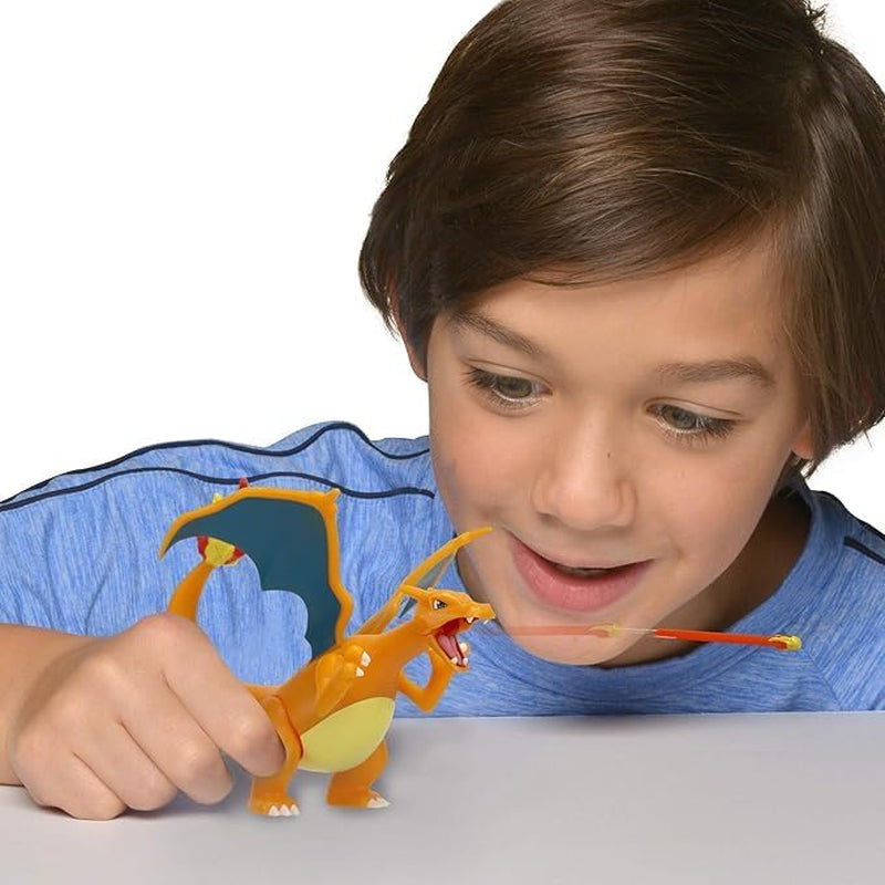 Pokémon PKW0368 - Figurka z funkcją bitwy - Glurak Oficjalna ruchoma figurka 11,5 cm Figurki Naty Shop
