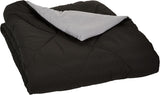 Poszwa na kołdrę z mikrofibry Amazon Basics, do noszenia obustronnie, 220 X 240 cm, szaro-czarna Kołdry i kołdry Naty Shop