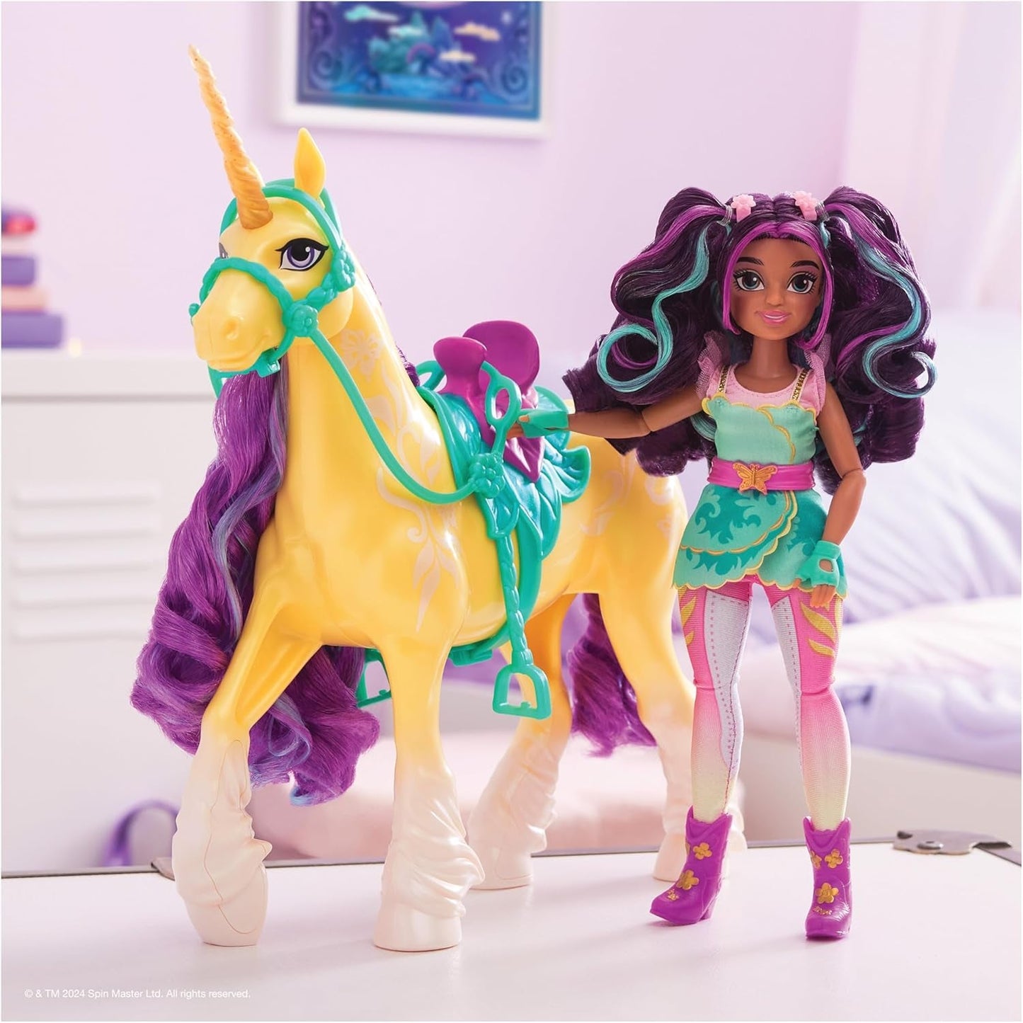 Unicorn Academy Ankleidepuppe Ava - oryginalny szczeniak, który można oglądać w serwisie Netflix, 24 cm brutto i 7 akcesoriów do fantastycznych ról, dla dzieci od 4 dzieci