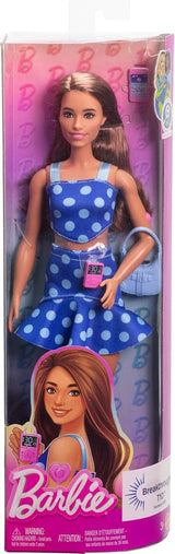 Lalka Barbie Fashionistas nr 242 z cukrzycą typu 1 oraz strojem i akcesoriami w kropki we współpracy z Breakthrough T1D, HYT97