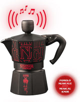 Bialetti Moka Express Stranger Things Ekspres do kawy na 3 filiżanki, Przycisk muzyczny z funkcją ładowania USB-C, Nie nadaje się do płyt indukcyjnych, 3 filiżanki (130 ml), Czarny