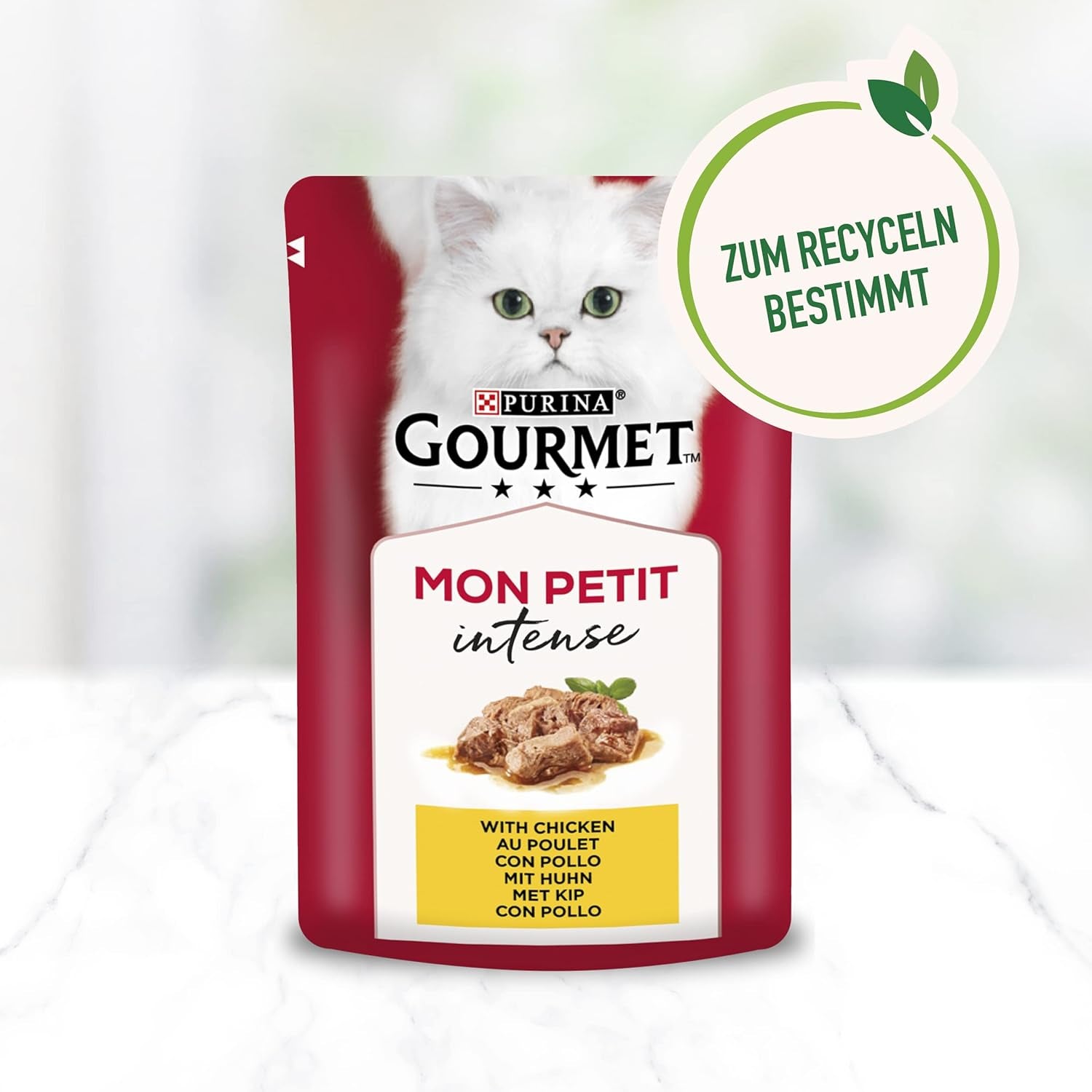 Gourmet Mon Petit Intensywna mokra karma dla kotów, odmiana dla drobiu, opakowanie 8 sztuk (8 x 6 saszetek po 50 g każda)
