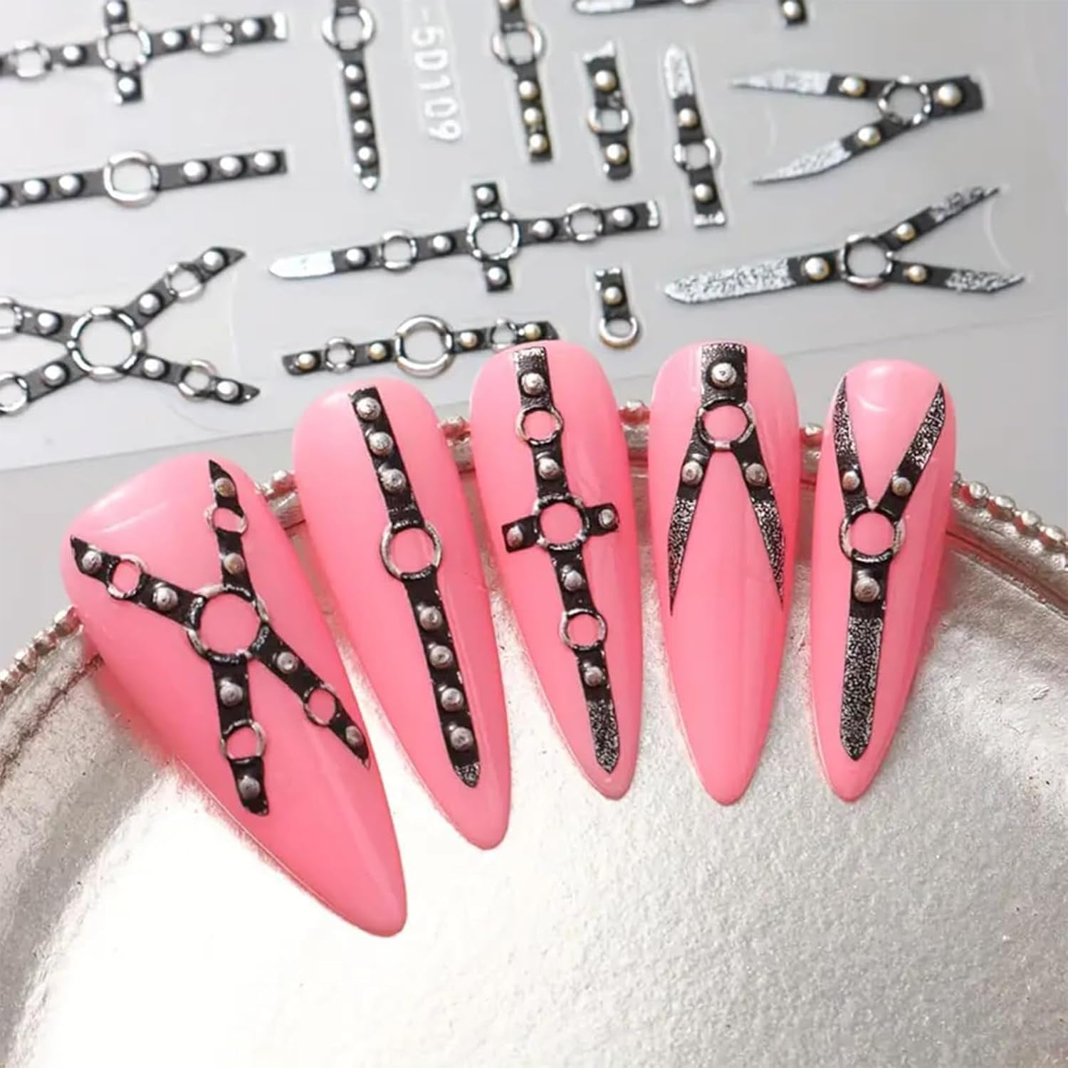 2 szt. 5D wytłoczony gotycki punk Nagelsticker, naklejka Nagel Selbstklebend Kreuz Und X-Form Halloween Nagelaufkleber, Nageldesign Zubehör Für Damen Nail Art