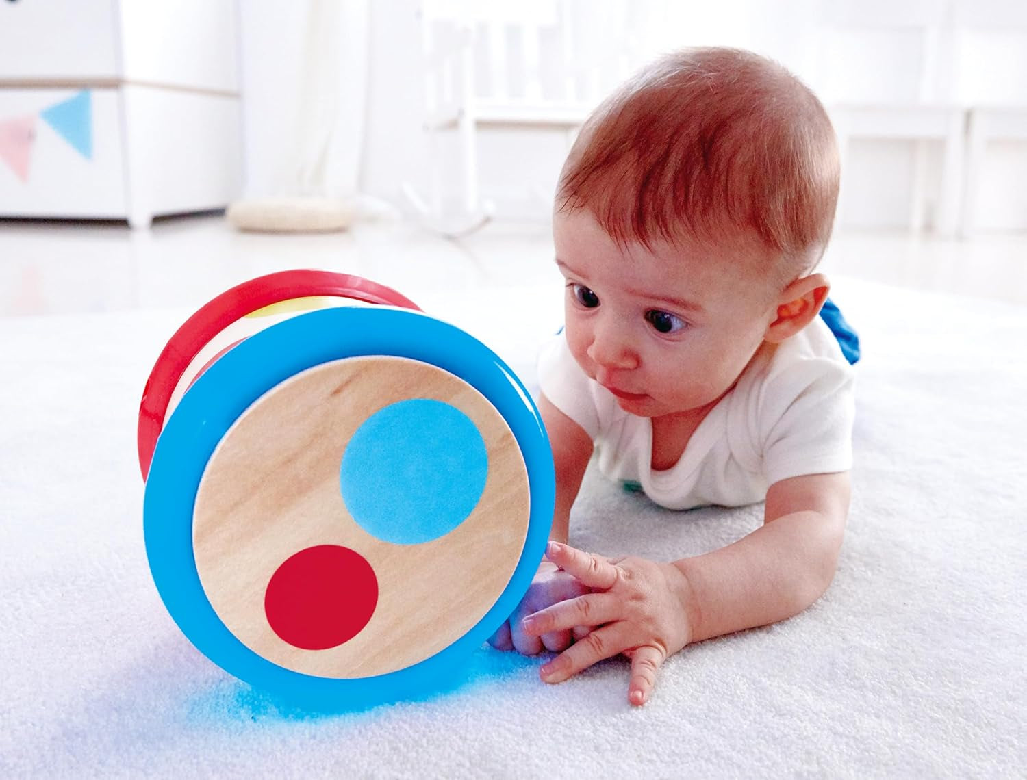 Hape Bębenek | Tocząca się zabawka muzyczna dla najmłodszych do nauki rytmu i różnych dźwięków, na baterie, od 6 miesiąca życia Baby Toys Naty Shop