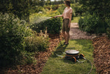 Koło wodne Fiskars Comfort L z kołami, kompleksowy zestaw do podlewania, całkowity zasięg 31,5 m, automatyczne zwijanie, uniwersalny wąż ogrodowy (Ř 13 mm), uniwersalne przyłącze do kranu, 1071670