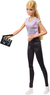 Barbie Berufe-Set z 4 Puppen i Zubehör, Frauen in der Filmbranche mit Studioleiterin, Regissseurin, Kamerafrau i Filmstar in Ausziehbaren Outfits, HRG54