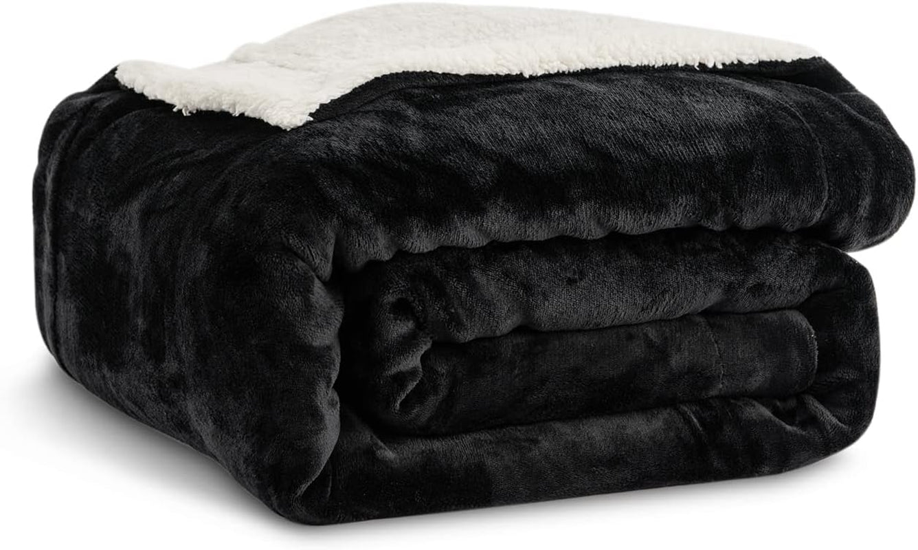 Koc polarowy Kono Sherpa, 150 x 200 cm, miękki, przytulny, puszysty, dwustronny, mikrofibra, stałe koce na łóżko, sofę, sofę (granatowy, podwójny/podwójny) Łóżka i koce Besuche den KONO-Store Czarny Twin/Double