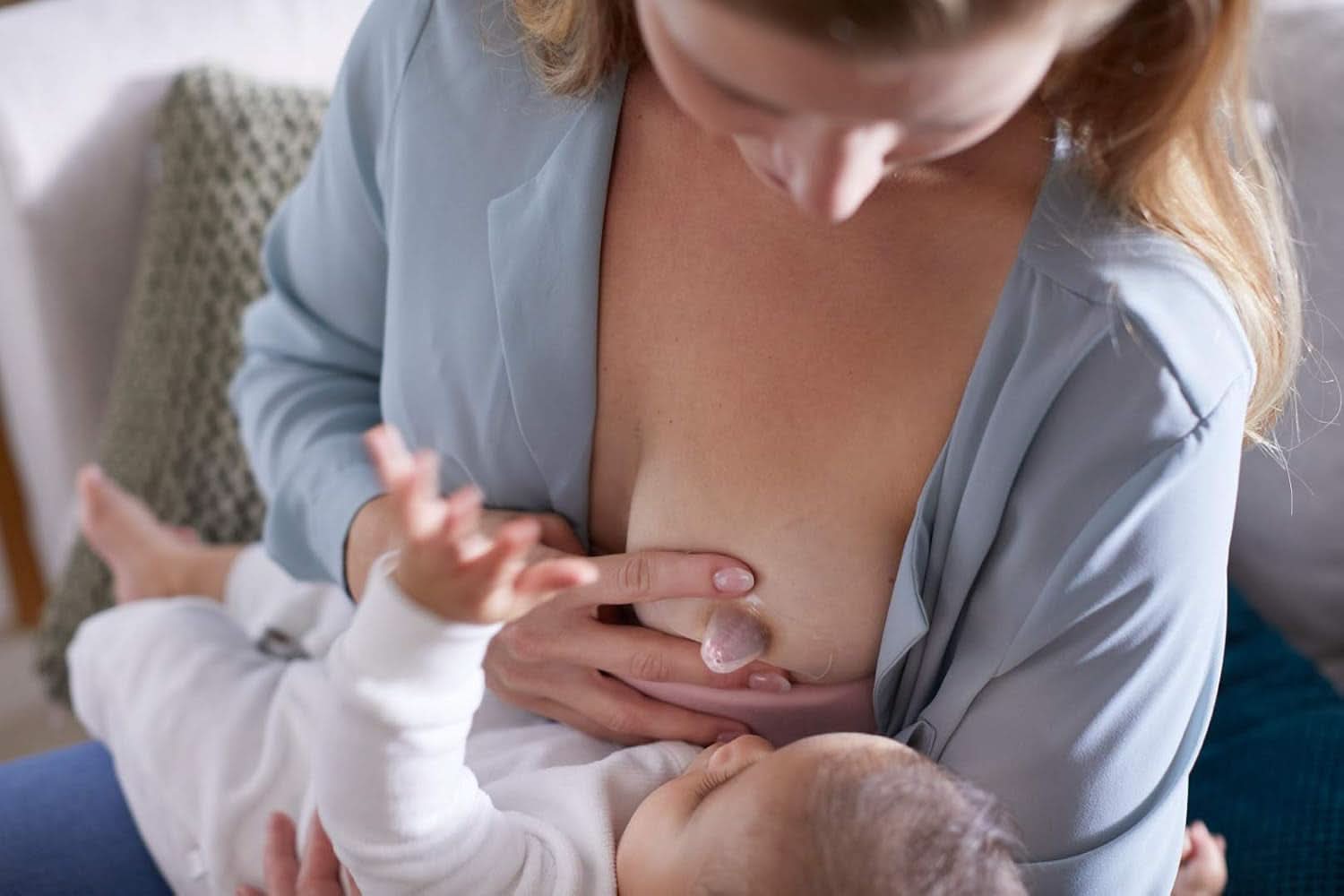 Philips Avent SCF153/03 Osłona sutków, Ze schowkiem, Średnia, 2 sztuki Akcesoria Żywność i karmienie piersią Sklep Bebe Naty
