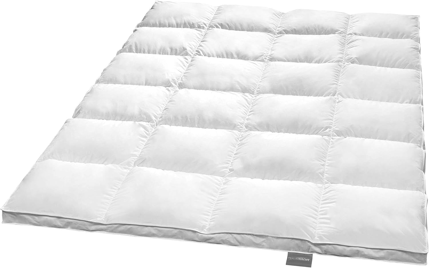 Traumnacht Basic Lekka kołdra puchowa z nowym białym puchem (60%) i pierzem (40%), DIN EN 12934, 135 x 200 cm, z certyfikatem Down Pass i Oeko-Tex, wyprodukowana zgodnie z niemiecką normą jakości. Kołdry i kołdry Naty Shop 90 procent puchu / 10 procent pierza Bardzo ciepły koc zimowy 135 x 200