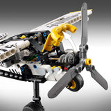 LEGO Technic Zabawka do budowania samolotu ze śmigłem dla dzieci Prezent dla chłopców i dziewcząt 8-letni 4-cylindrowy silnik tłokowy z obrotowym śmigłem Model samolotu 42198 Zestawy do budowania Besuche den LEGO-Store