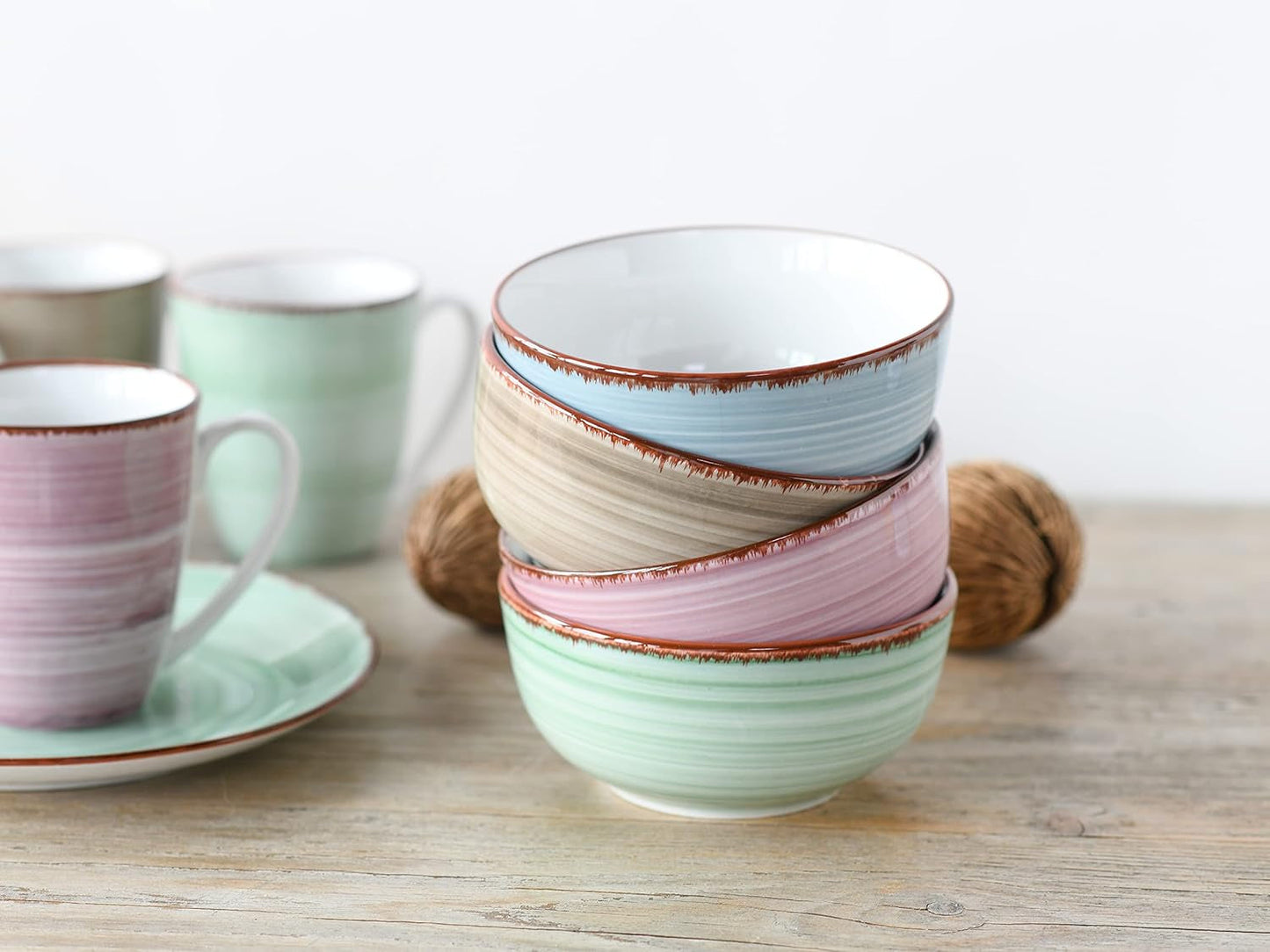 CreaTable, 22582, seria SAMBA, 16-częściowy zestaw naczyń obiadowych dla 4 osób, serwis porcelany Combo, można myć w zmywarce i używać w kuchence mikrofalowej, jakość produkcji