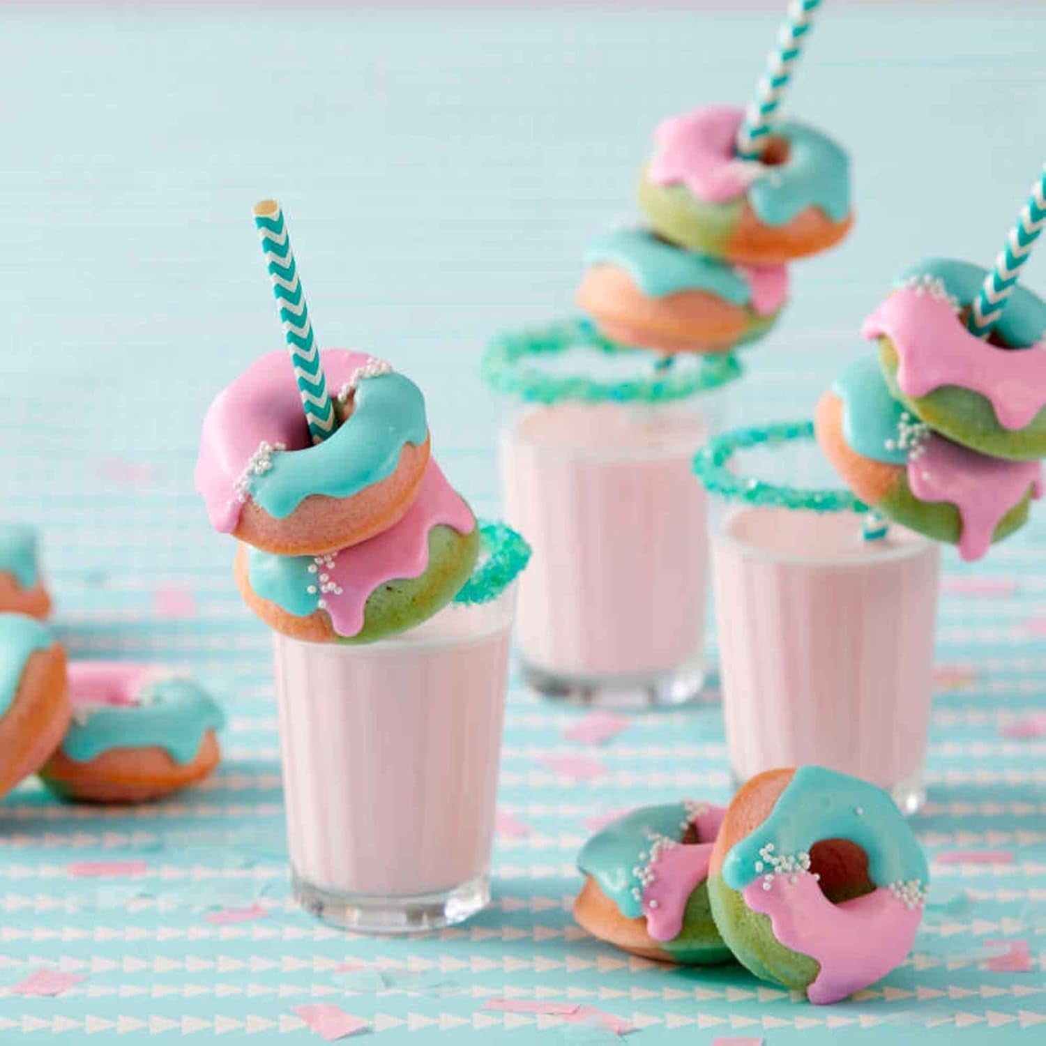 Wilton Donut-Backform Mit 12 Mulden Donutform, Hochwertige Donut Backform Mit Antihaftbeschichtung Für 12 Mini-Donuts, Spülmaschinenfest Formy i blachy do pieczenia Naty Shop