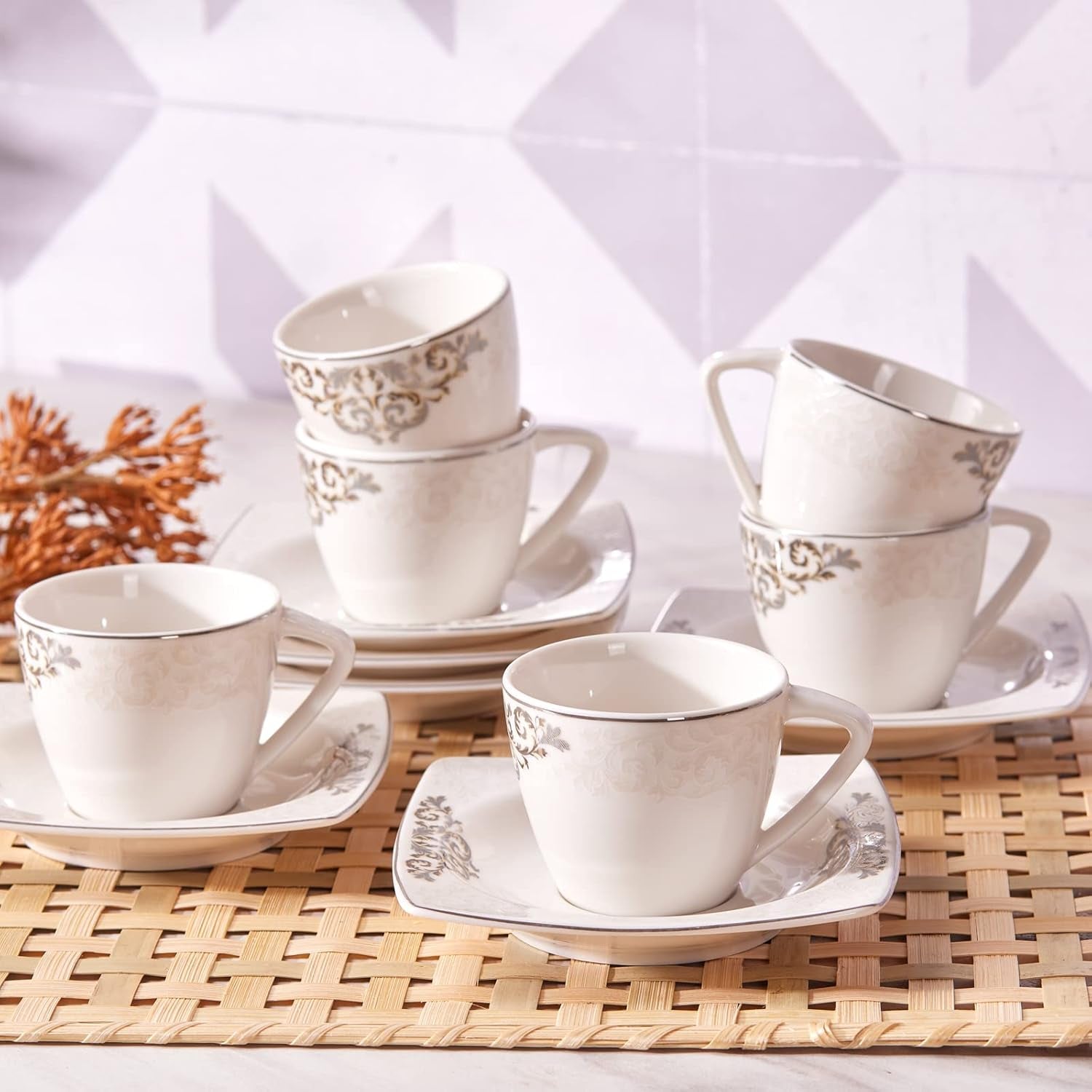 Zestaw porcelanowych filiżanek do espresso KARACA Nazende - 80 ml tureckie filiżanki do kawy ze spodkami, 12-częściowy nowoczesny serwis do kawy z 6 filiżankami do kawy i 6 spodkami, filiżanki do mokki - biały