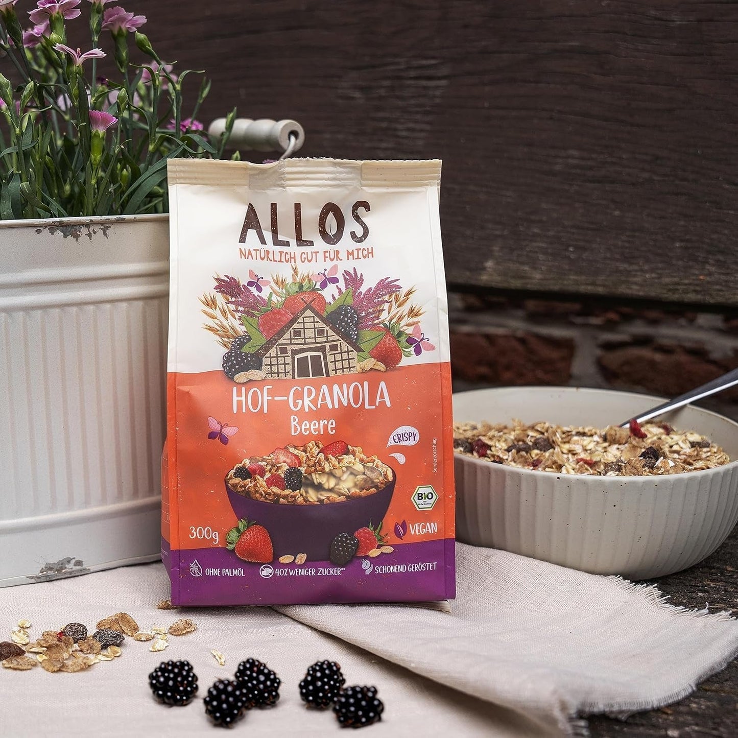 Allos Hof Granola z jagodami | Organiczne musli | Musli z jagodami | Chrupiące musli | Płatki śniadaniowe | Opakowanie 6 sztuk (6 x 300g), 1 sztuka (opakowanie 6 sztuk)