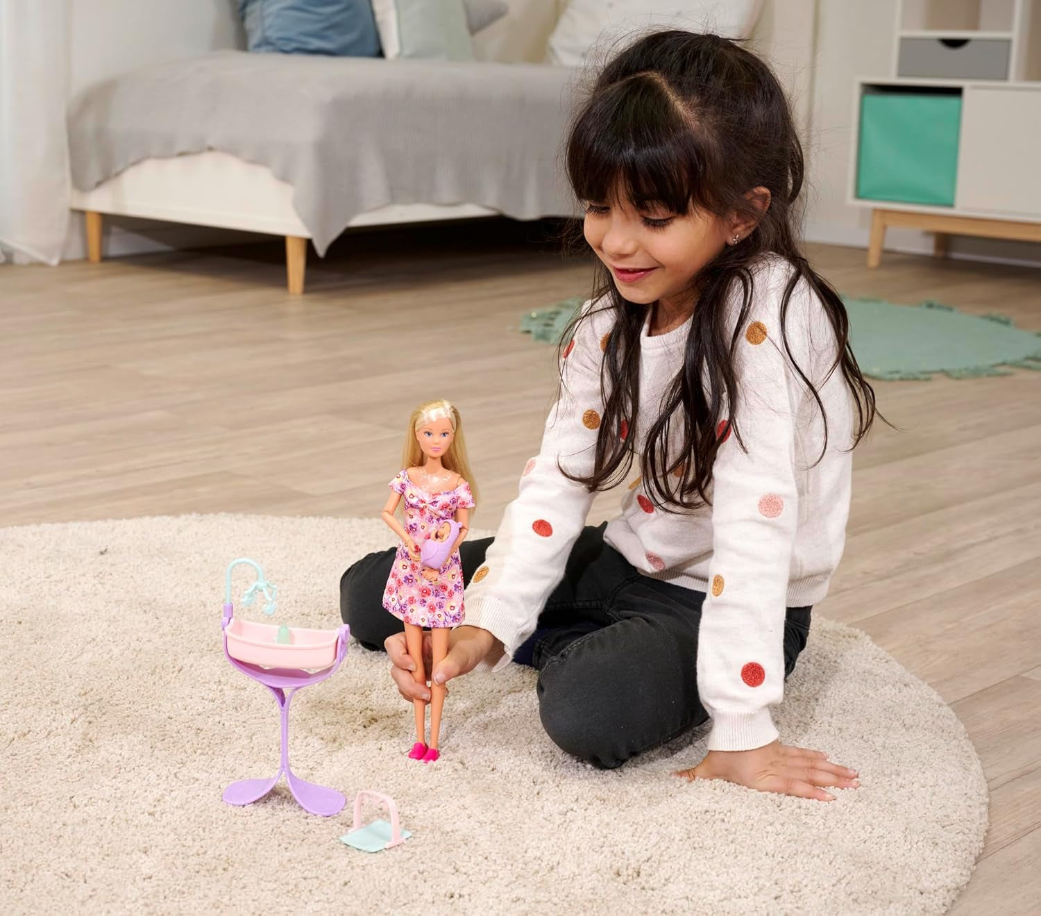 Simba 105733680 Steffi Love Doll Hello Baby (29 cm) - Lalka w ciąży z rosnącym brzuchem, laleczką i akcesoriami - Zabawka dla dzieci, dziewcząt i chłopców od 3 lat