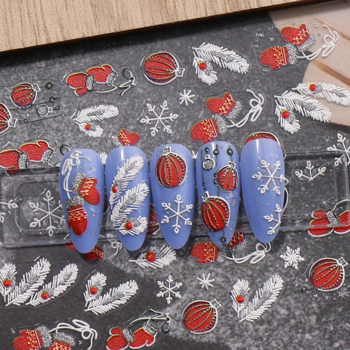 JMEOWIO 3D Nagelsticker Weihnachten Glitzer Nail Art Naklejka Selbstklebend Nagelaufkleber 5D Stereoskopisch Schneeflocke Winterurlaub Süß Dekoration Nageldesign Zubehör 4 Blatt