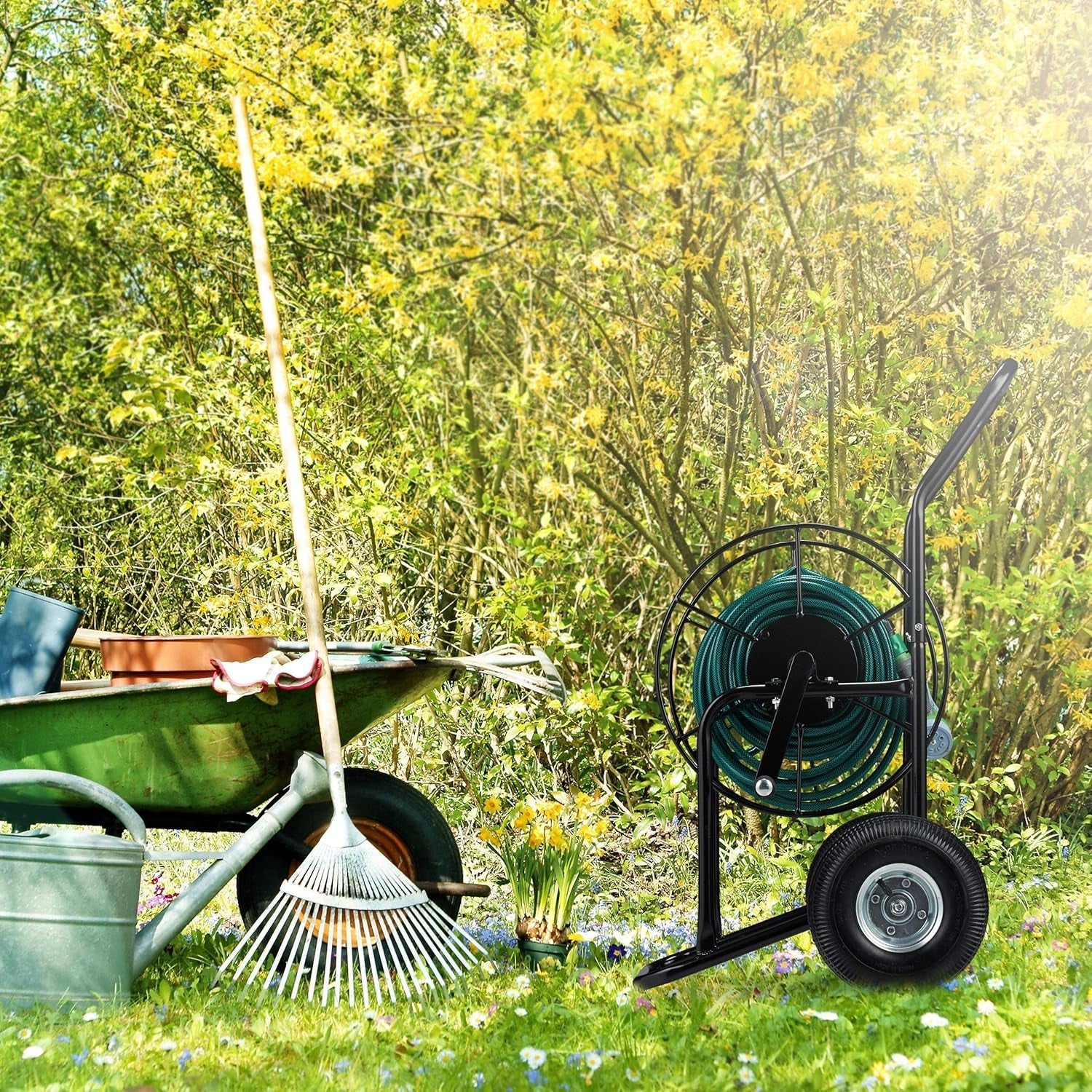 Wózek na wąż Relaxdays, mobilny bęben na wąż, przyłącze 1/2" i 3/4", wąż do 80 m, 2 koła, metal, czarny