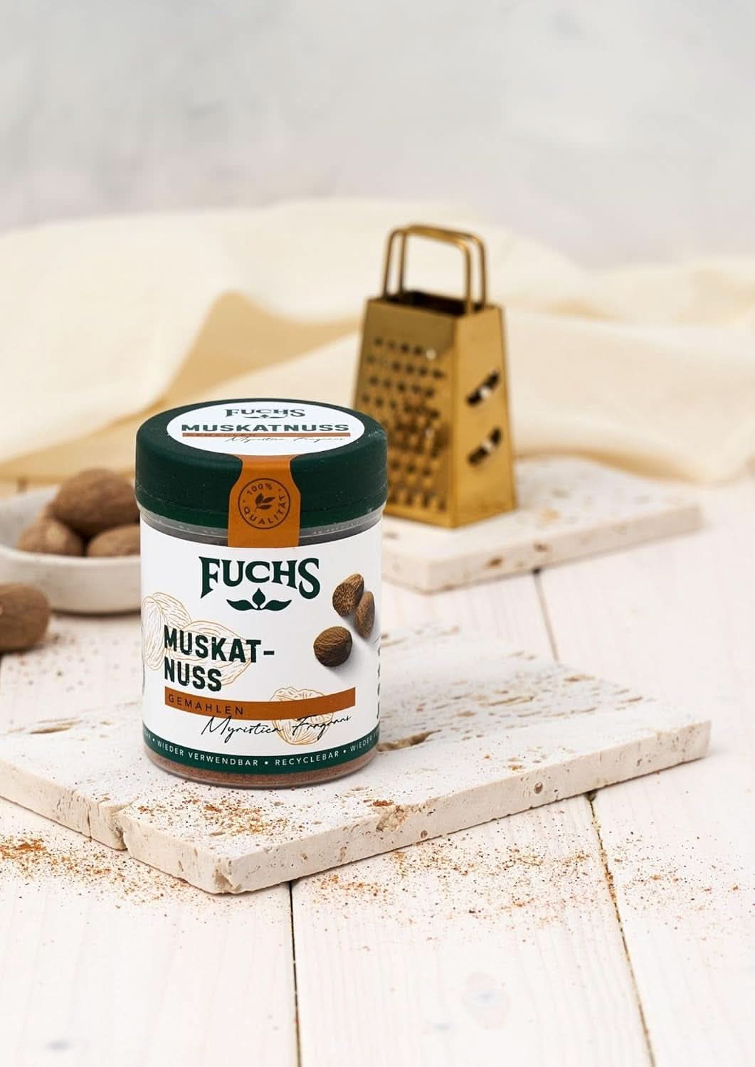 Fuchs Mielona gałka muszkatołowa, 50 gramów Przyprawy Naty Shop