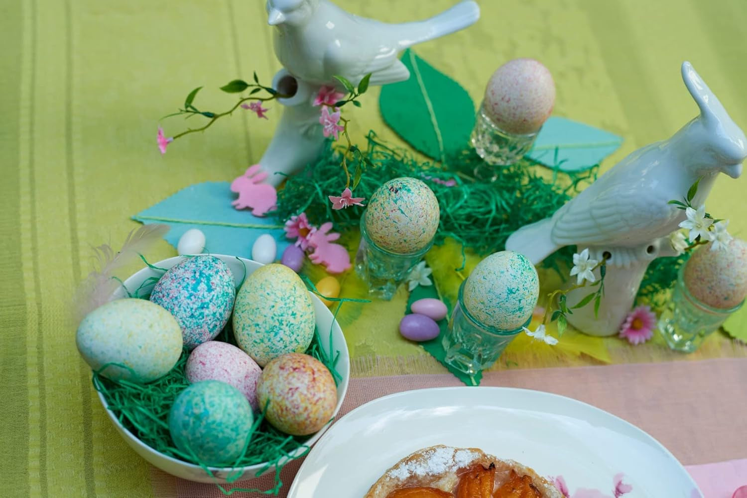 Heitmann Egg Dyes - Mix It Pastel - 3 płynne barwniki do jajek w kolorze różowym, turkusowym i fioletowym, kubek, ryż, szablony i rękawiczki - Łatwe farbowanie jajek