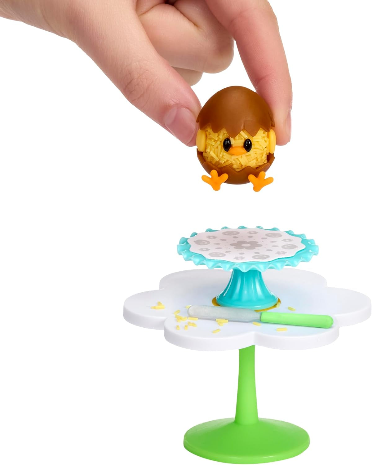 Seria Miniverse Make It Mini Spring firmy MGA – sezonowe miniaturowe przedmioty kolekcjonerskie z żywicy do majsterkowania i ekspozycji z replikami, niejadalnymi składnikami – dla kolekcjonerów i dzieci w wieku od 8 lat
