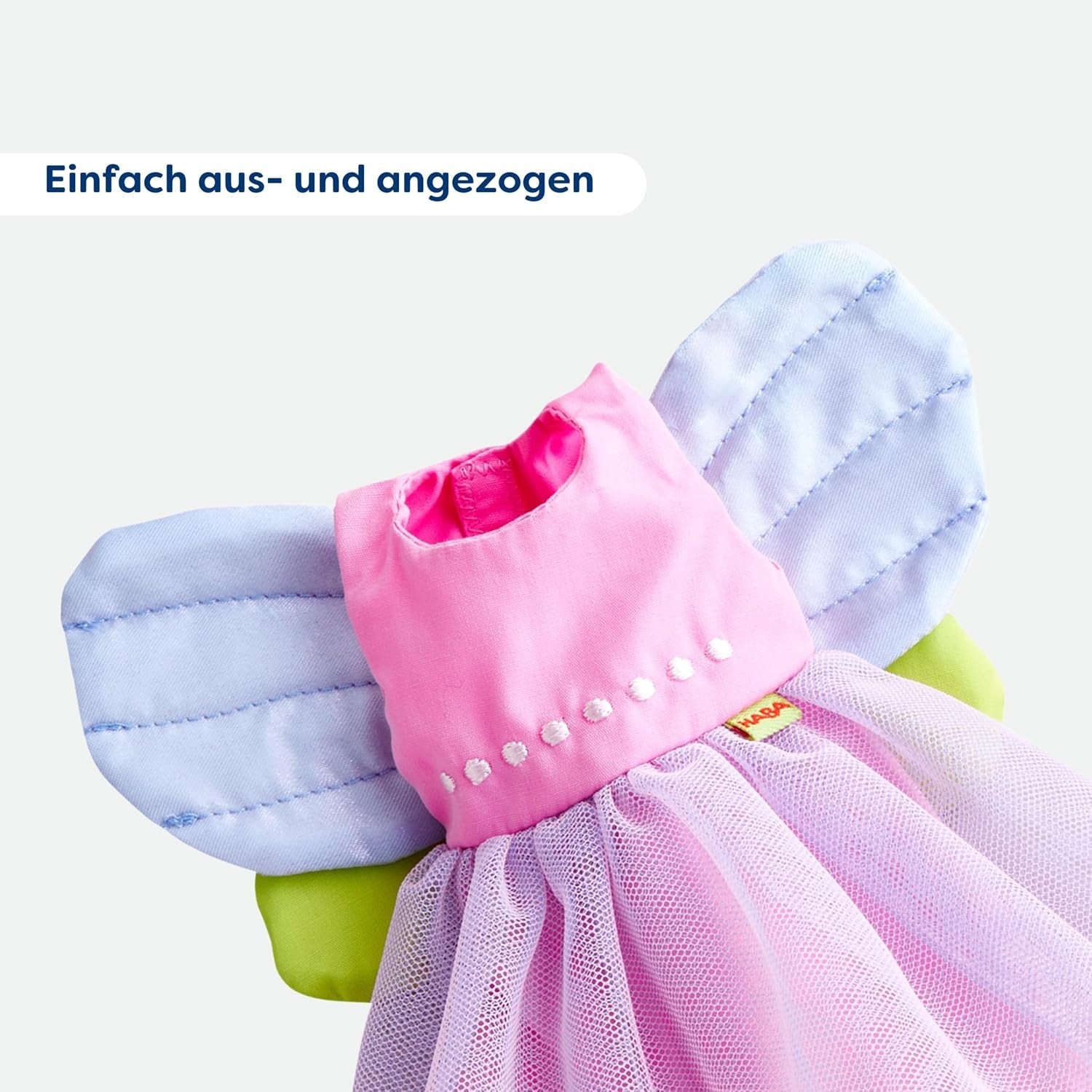 Ubranka dla lalek HABA Fairy Magic - 2-częściowy zestaw dla lalek w wieku 18 miesięcy i więcej (30 cm) - tiulowa sukienka ze skrzydełkami, w komplecie kwiatowa opaska do włosów - 1306243001