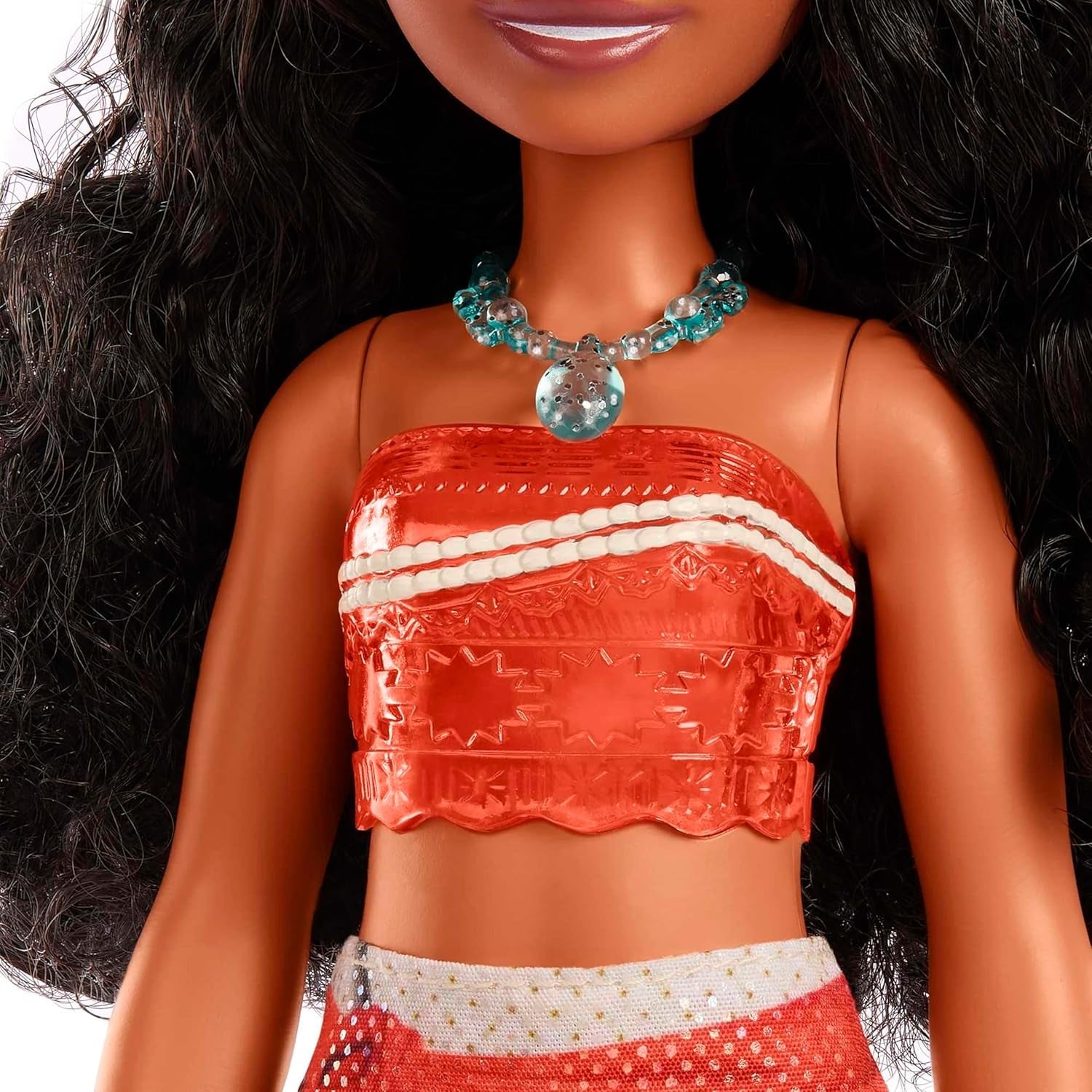 Mattel DISNEY Moana – przegubowa lalka modowa z brokatowym strojem, odpinaną opaską na głowę i naszyjnikiem, dla dzieci w wieku od 3 lat, HPG68