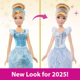 Mattel DISNEY Księżniczka Kopciuszek – przegubowa lalka z błyszczącym strojem, odpinanymi butami i tiarą, czesane włosy do zabawy podczas stylizacji, dla dzieci w wieku od 3 lat, HLW06